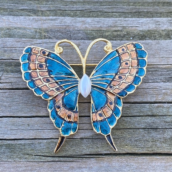 Butterfly brooch pin teal and bronze enameled with faux pearl center - Picture 6 of 9